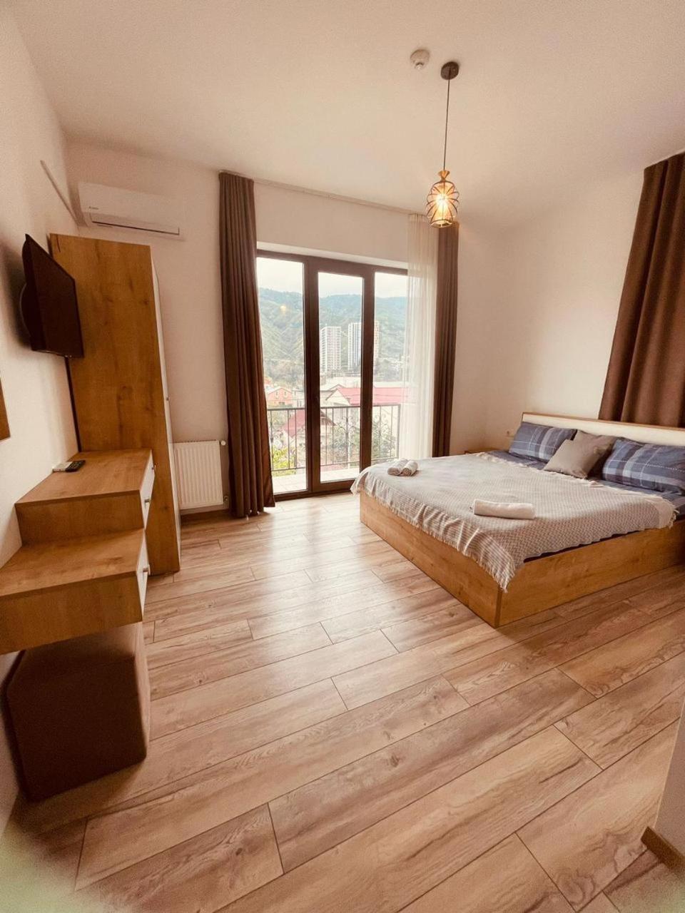 Myfamily Hotel Tbilisi ภายนอก รูปภาพ